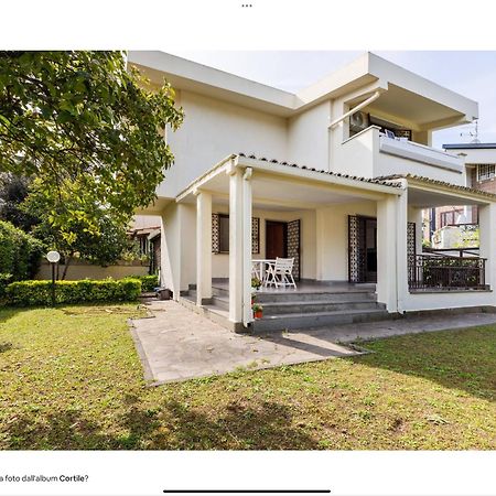 Magnifica Villa A Fregene Фрегене Экстерьер фото